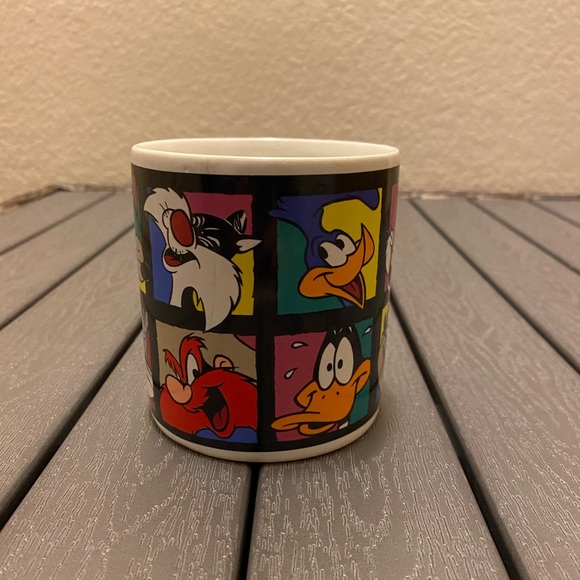 Loony Tunes Coffee Cup - Picture 4 of 8